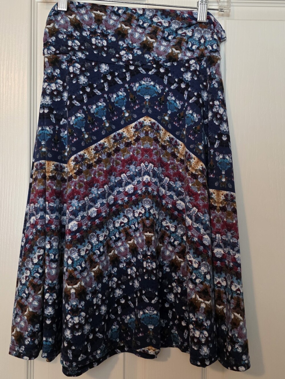 ☀️SALE URBAN COCO Patterned Navy Blue A-Line Women's Skirt Size L